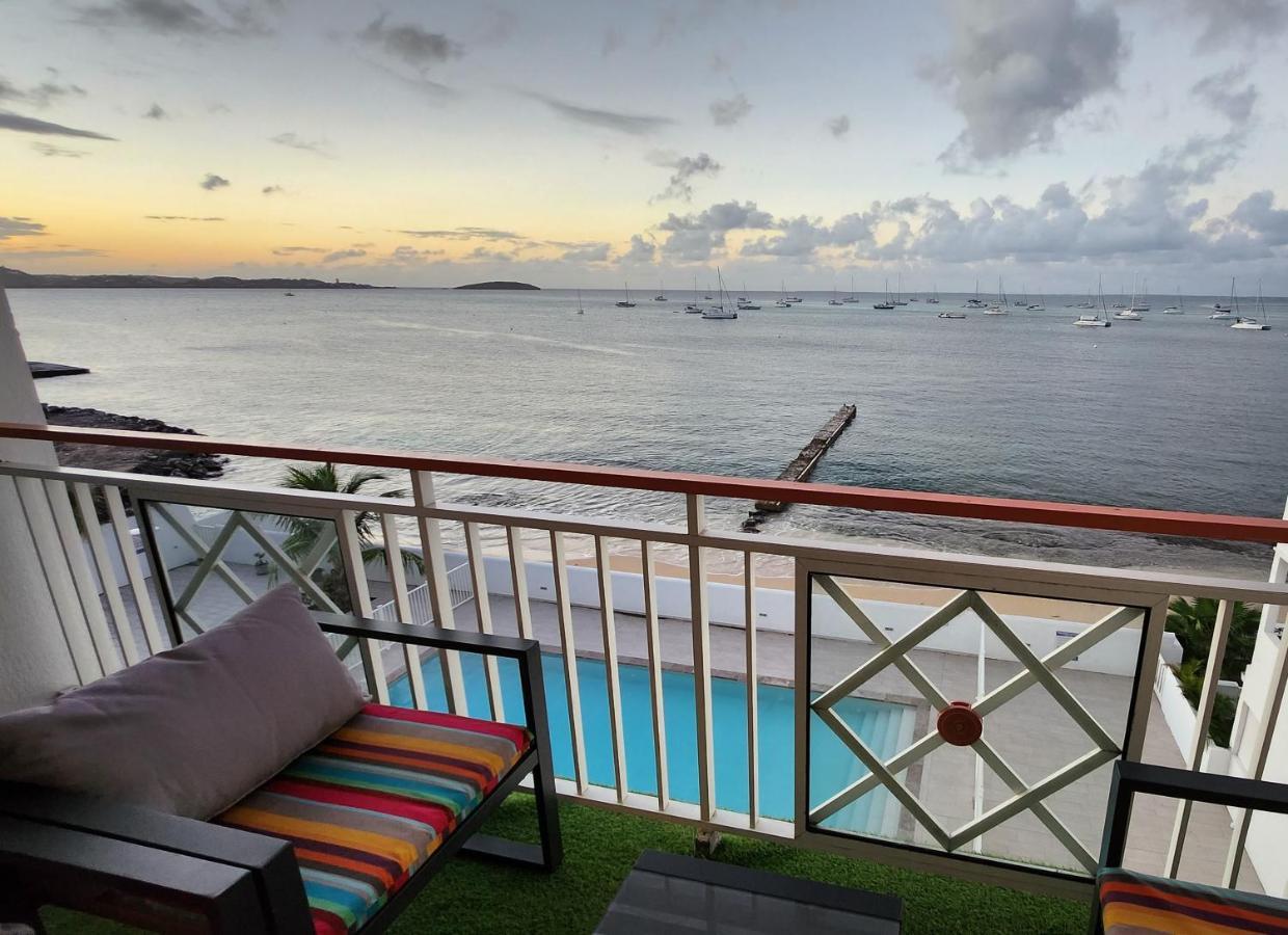 Beau Duplex Vue Mer Avec Piscine Et Acces Plage Marigot  Exteriér fotografie