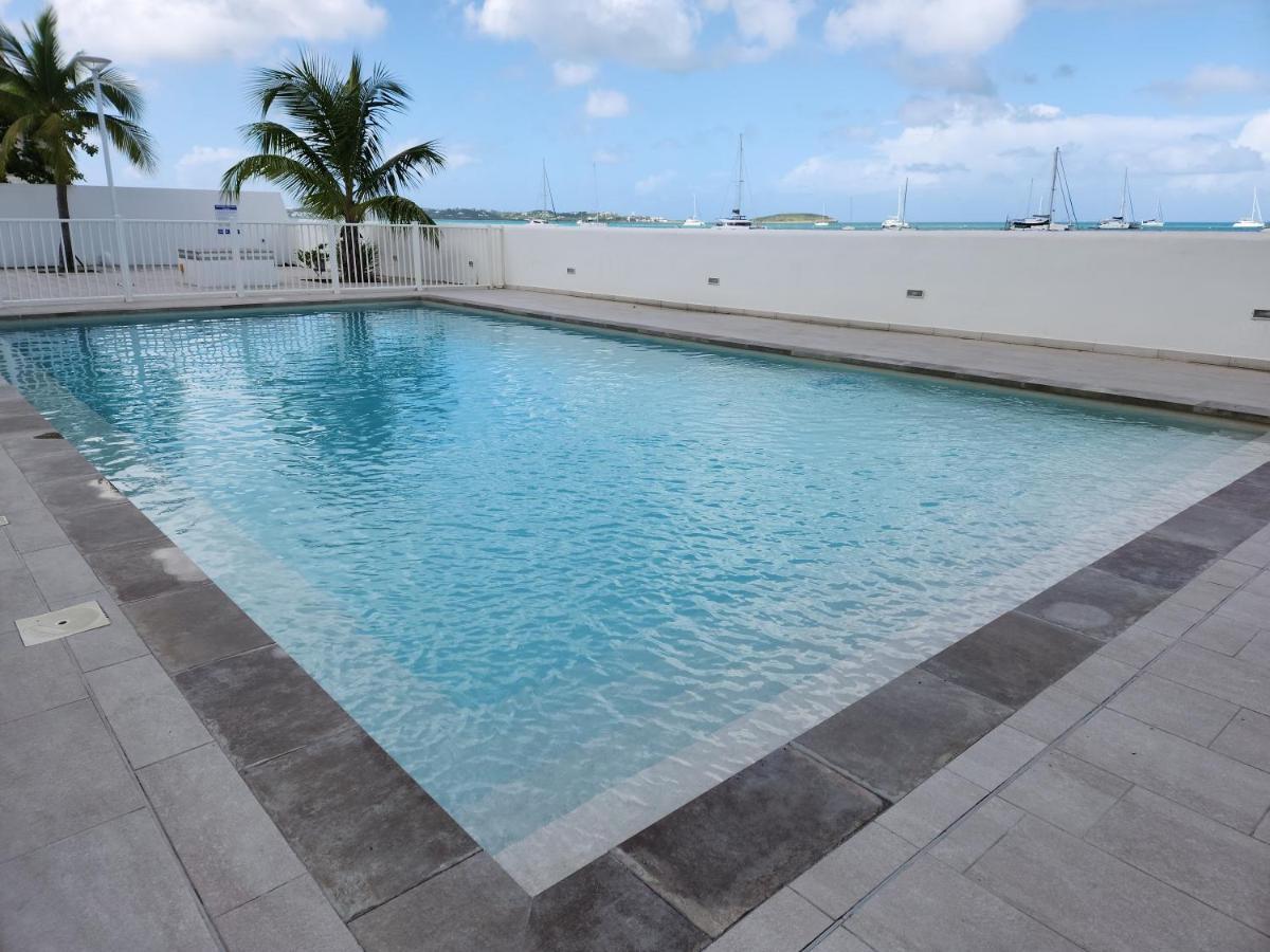 Beau Duplex Vue Mer Avec Piscine Et Acces Plage Marigot  Exteriér fotografie